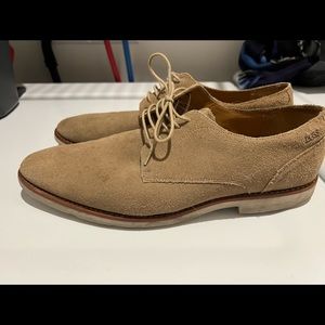 Hugo boss dress shies suede beige used size 10uk 11us